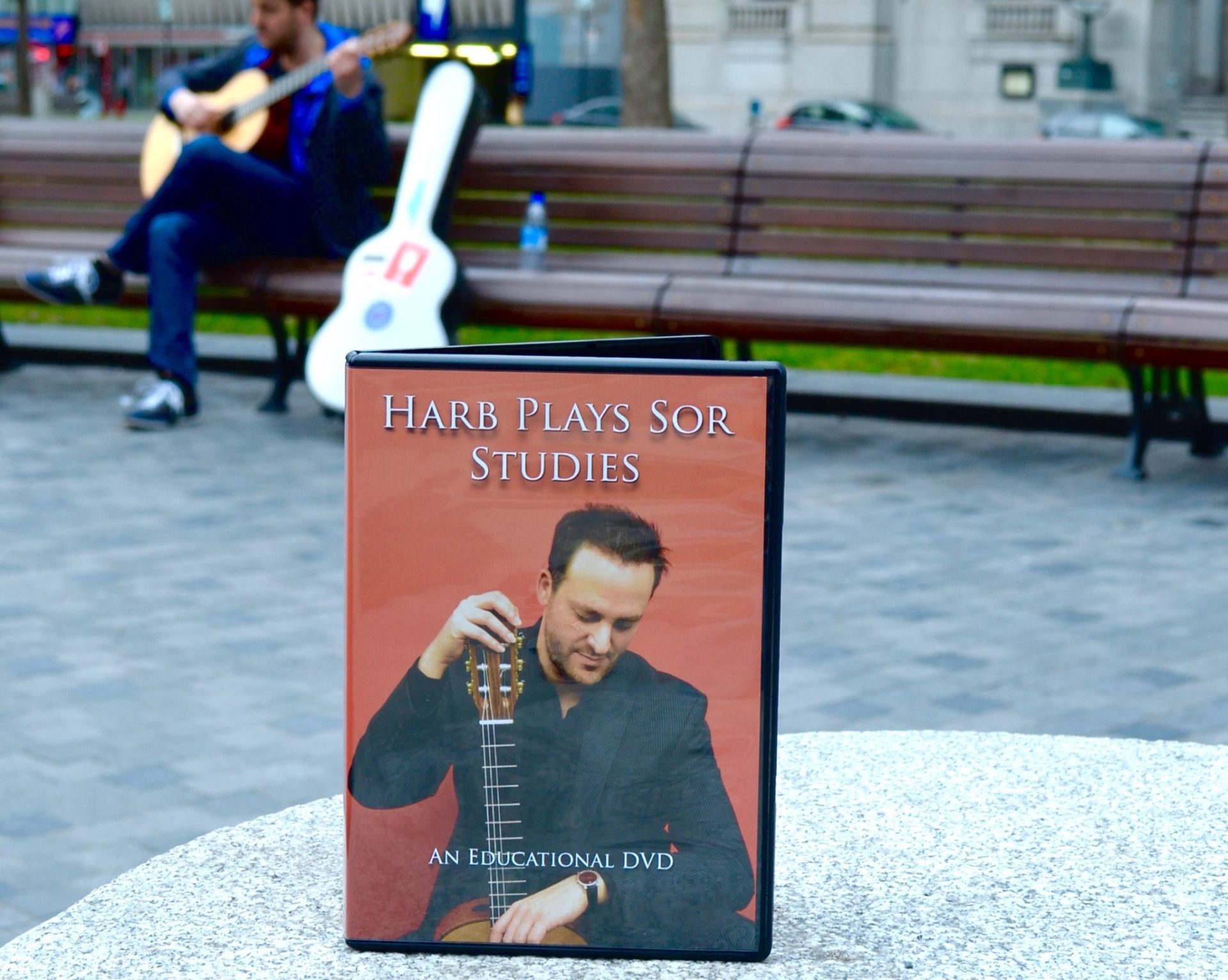 Tariq Harb releases his debut DVD “Harb Plays Sor Studies – An Educational DVD” – April 1, 2016