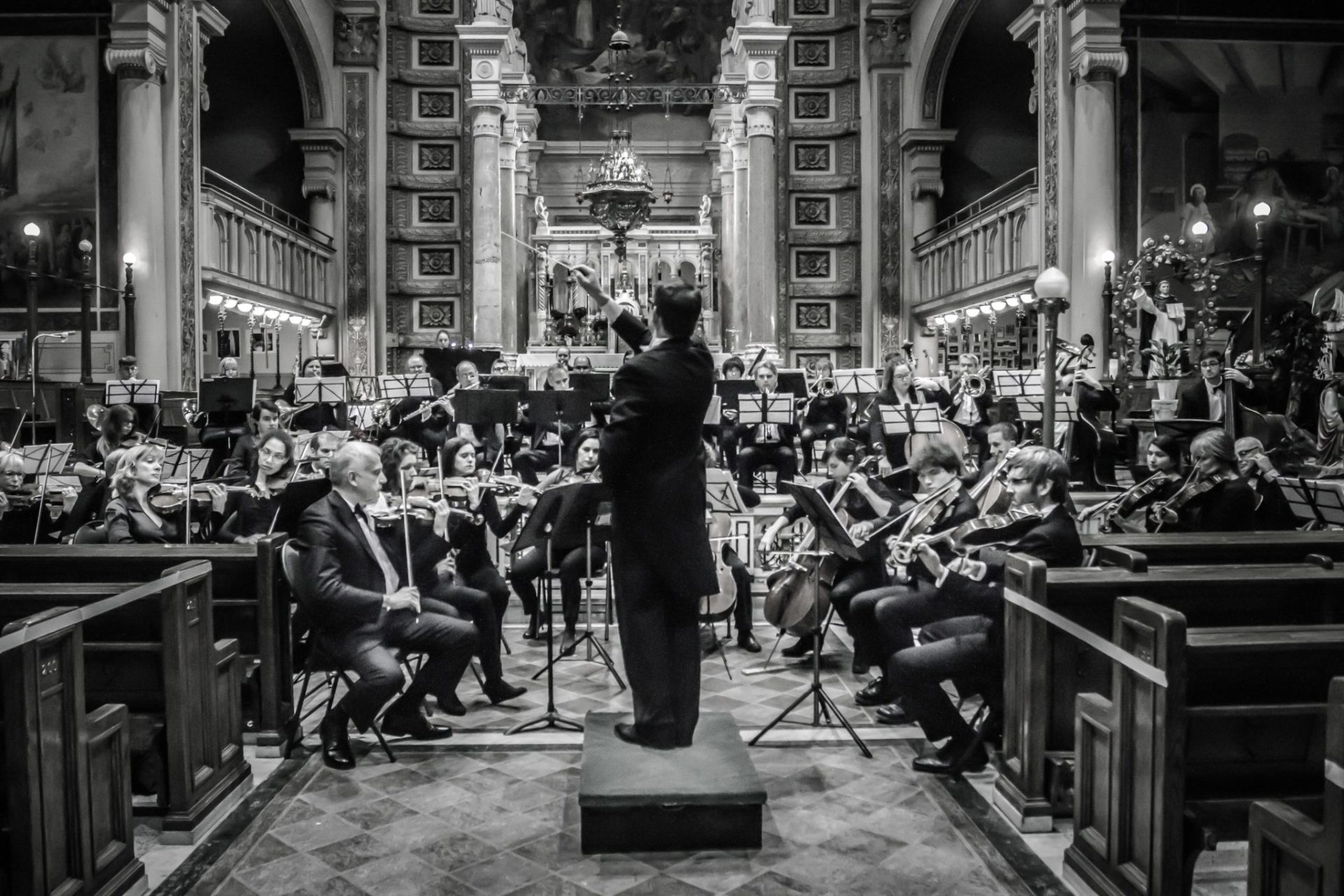 Concierto de Aranjuez with the Orchestre Symphonie de l’Isle – June 13, 2020 *POSTPONED DUE TO PANDEMIC*