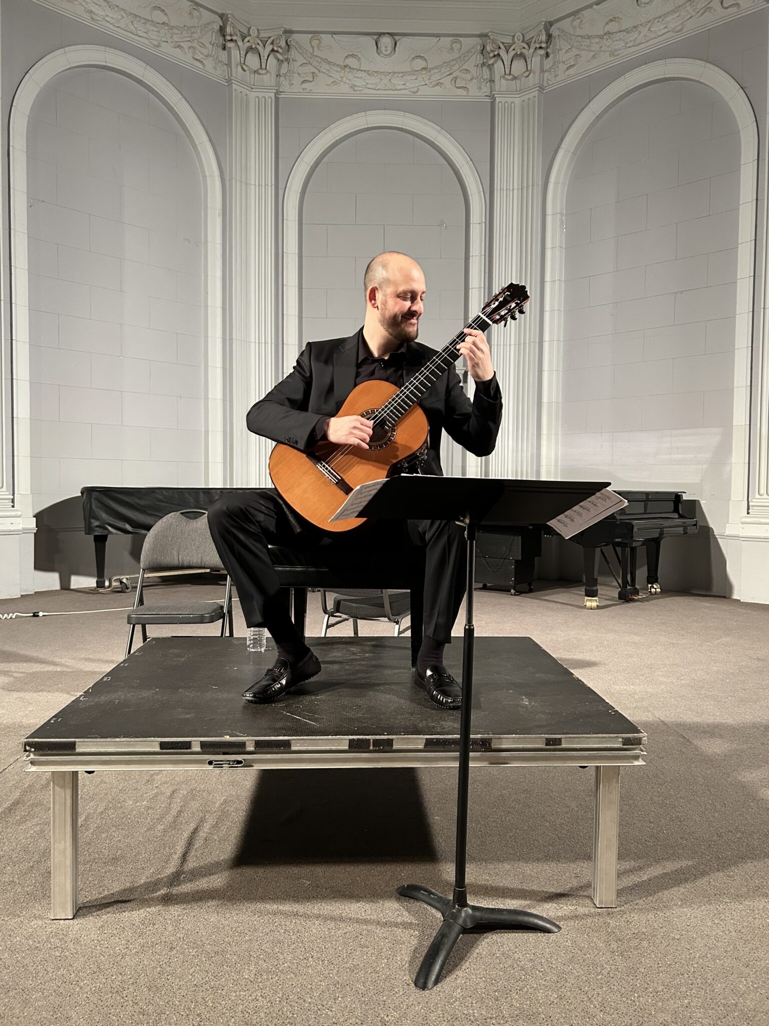 Concert Review by Patrick Roux, guitarist and composer