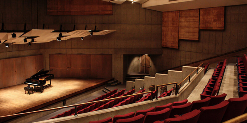 Victoria Classical Guitar Society presents Tariq Harb – September 26, 2025